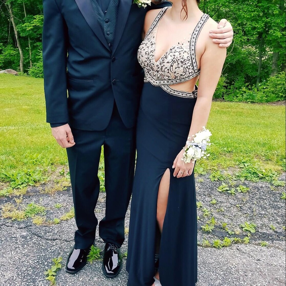 Black prom dress